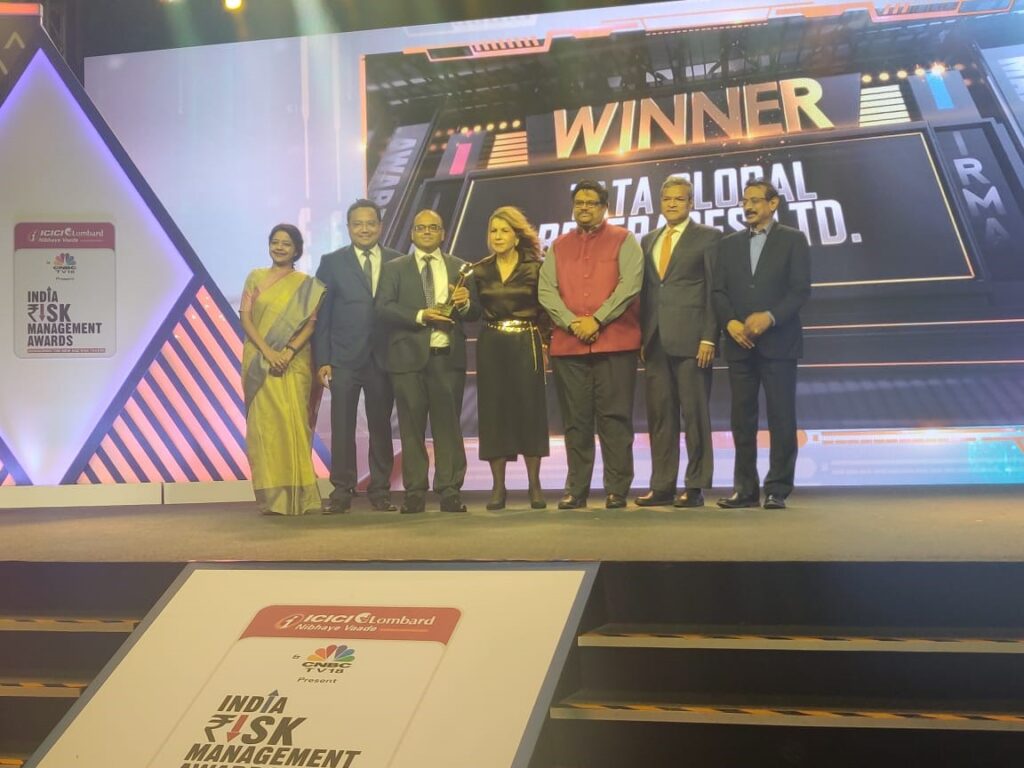 Pic from Twitter CNBC award from IMF guest chair